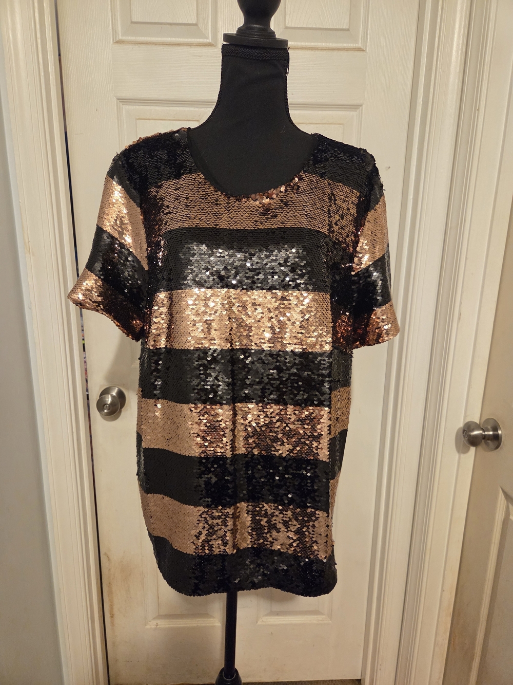 Maeve Black & Gold Sequin Striped Short Sleeve Top